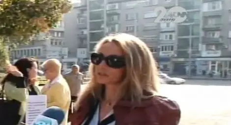 Бивши учители в помощни училища: Възпитатели удрят децата с пръчки, блъскат ги и ги ритат Бивши учители в помощни училища: Възпитатели удрят децата с пръчки, блъскат ги и ги ритат