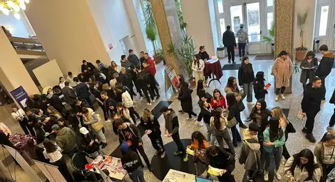 В Русе се проведе четвъртото издание на кариерния форум “А сега накъде?” В Русе се проведе четвъртото издание на кариерния форум “А сега накъде?”