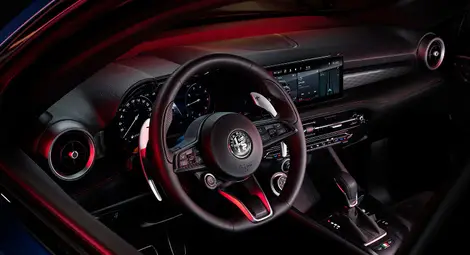 Alfa Romeo навлиза в ерата на електрификацията с новия модел Tonale /галерия/