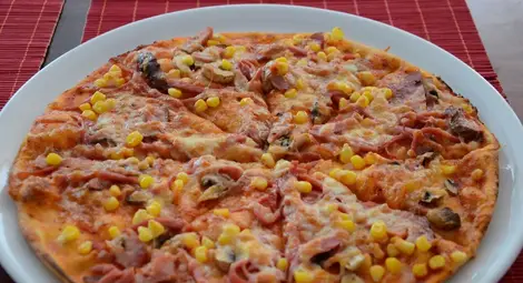 &bdquo;6 без 10 посреща с изцяло обновен стил, голяма лятна градина и музика на живо