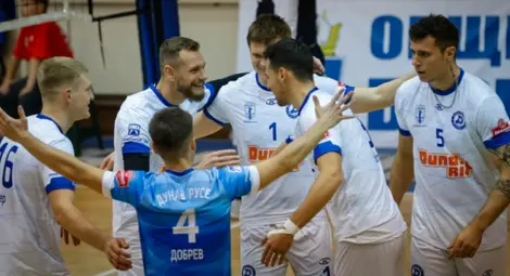 Чудо! Волейболистите с победа, последният им шанс за спасение е в утрешни драми