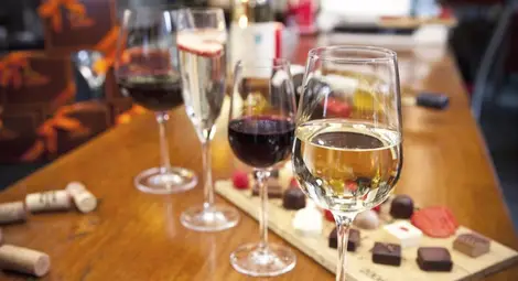 &bdquo;Винпром Русе&ldquo; и изба Нисово се представят на Винария 2016