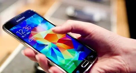 Продажбите на смартфони  растат с близо 40%