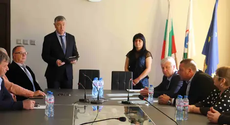 Новоизбраните кмет и съветници в Борово положиха клетва Новоизбраните кмет и съветници в Борово положиха клетва