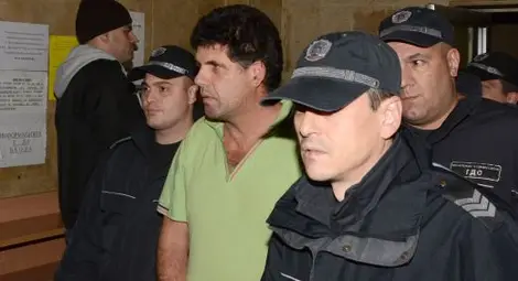 Пак прибраха Крокодила, повдигнато му е трето обвинение