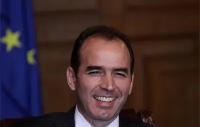 Искров избран за втори мандат зад гърба на Борисов