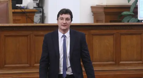 Крум Зарков