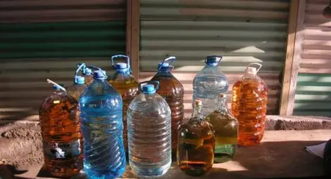 Митничарка под прикритие хвана 1.5 т нелегален алкохол в Катуница Митничарка под прикритие хвана 1.5 т нелегален алкохол в Катуница