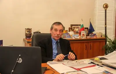 Великотърновският университет е пред фалит, има пари до октомври