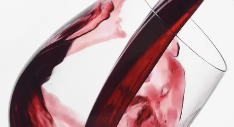 Червеното вино е полезно за очите Червеното вино е полезно за очите