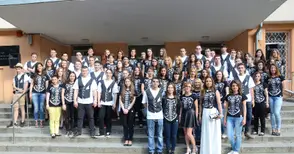 „С тениска на бала“ готви помощ за бъдещ студент