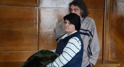 Обвинена за подкуп румънка търси вратичка в стил &bdquo;изгубени в превода&ldquo;