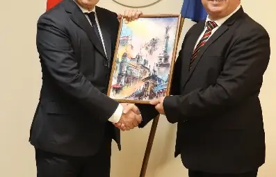 Икономика, култура и образование на фокус по време на среща между заместник областния управител Георги Георгиев и посланика на Италия Н. Пр. Марчело Апичела