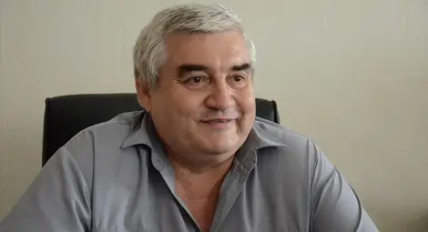 Колежка на Михаил Павлов го харесва за зет и го запознава с дъщеря си