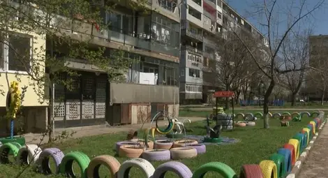 До 300 лева отпуска Община Русе за облагородяване на междублоковите пространства