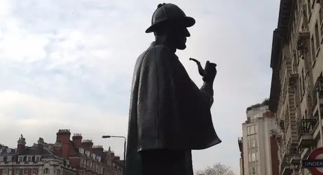 Хранително, скъпи Уотсън!*