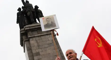 Паметникът на Съветската армия в центъра на София