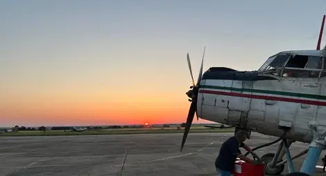 Шест автомобила и два самолета се включиха в битката срещу комарите в Русе Шест автомобила и два самолета се включиха в битката срещу комарите в Русе