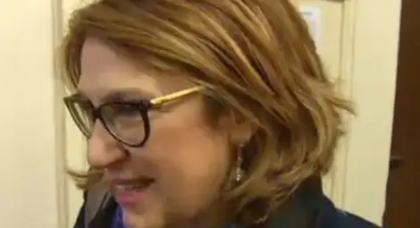 Депутатите не знаят кой е писал химна