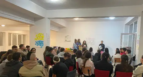 Младежи от Русе усвояваха лидерски качества чрез интерактивни методи