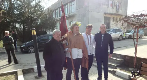 На Трифон Зарезан в Ценово избраха нов цар и зарязаха лозята