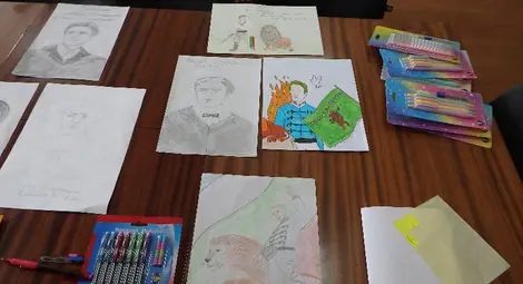 Деца от Ценовско рисуваха Васил Левски