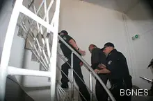 Данъчните върнаха колите на Цар Киро