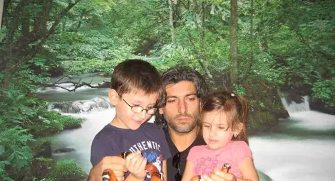 Страшилището за длъжниците печелел по 20 долара от руснаци като докер