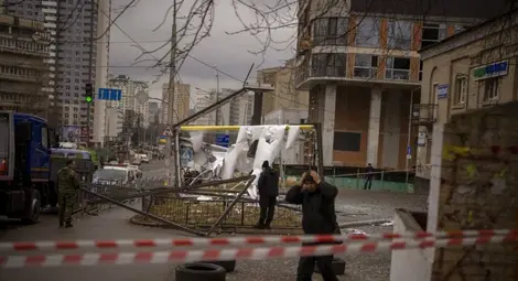 Тежки боеве в редица райони на Украйна след руското нахлуване Тежки боеве в редица райони на Украйна след руското нахлуване