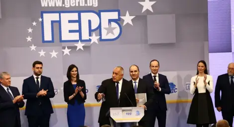 Борисов: Тези вляво не ме интересуват. Вие кучки не бъдете! 