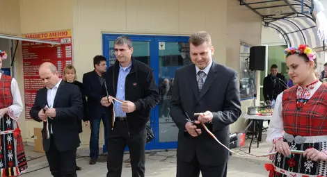 Нов рибен магазин отвори  врати на пазара в &bdquo;Чародейка&ldquo;