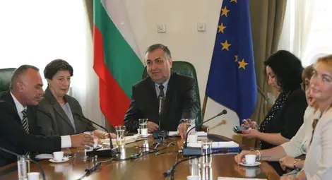 Разяснителната кампания за изборите под стриктния контрол на СЕМ