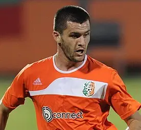 &bdquo;Светлосините&ldquo; подсилиха атаката с бившия левскар Исмаил Иса