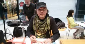 420 лева даряват нарисуваните жълти кучета на живите си побратими в нужда