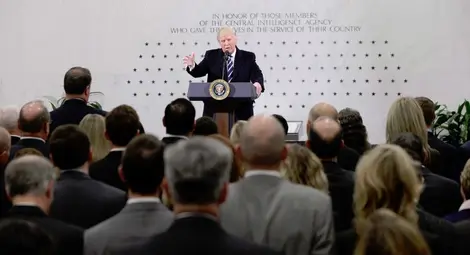 Тръмп към ЦРУ: С вас съм на 1000% 