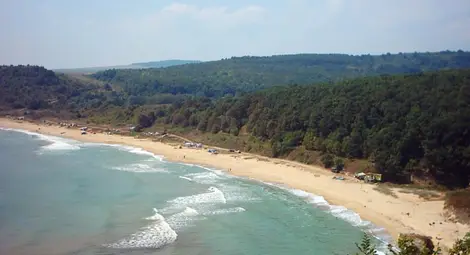 Инвеститори с апетити да строят на плаж "Кара дере"