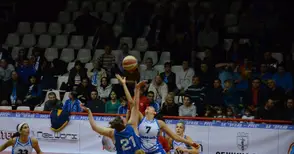 „Дунав 8806“ надигра „Левски“ за първата си победа за сезона