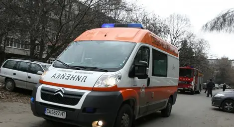 Отказват линейка на бременна в деветия месец, предлагат й такси Отказват линейка на бременна в деветия месец, предлагат й такси