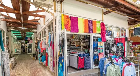 22 модерни магазина заменят 54 стари щанда на Централния пазар