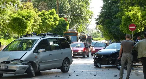 Холандец затвори &bdquo;Доростол&ldquo; с верижна катастрофа