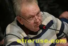 Янаки Ганчев: Няма да допуснем Борисов и Цветанов да се върнат на "бял кон"