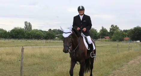 Зам.областен управител трети на турнир по конен спорт Зам.областен управител трети на турнир по конен спорт