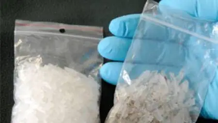 15-годишна в несвяст, напушила се с "билка" 15-годишна в несвяст, напушила се с "билка"