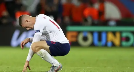 Халф на Челси се забърка в срамен скандал Халф на Челси се забърка в срамен скандал