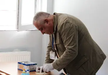 Д-р Камен Кожухаров гостува с лекция в Професионалната гимназия по туризъм в Русе