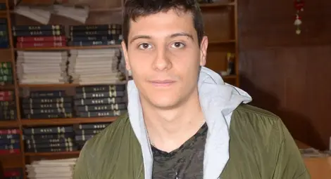 23-годишният Теодор ще преплува езерото на Текето в помощ на болно дете 23-годишният Теодор ще преплува езерото на Текето в помощ на болно дете