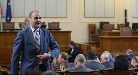 Съставът на новото правителство ще бъде обявен до часове, заяви Цветан Цветанов