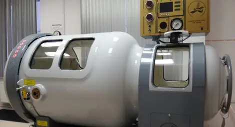 Съпругът на удавилата се в Гърция българка е поставен в барокамера в болница в Солун