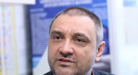 Проф. Чорбанов: Готвенето на нови бустерни дози на ваксините е бизнес Проф. Чорбанов: Готвенето на нови бустерни дози на ваксините е бизнес