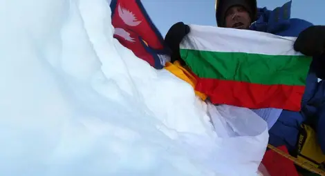 Иван Томов за втория покорен осемхилядник: След тегавия опит от трите пакистански експедиции Непал и Манаслу ми се сториха рай